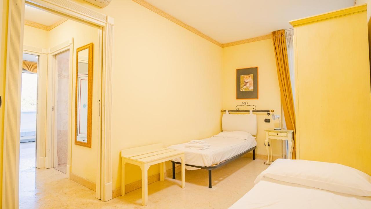 Relais Du Lac Village - Italian Homing Desenzano del Garda Exterior foto